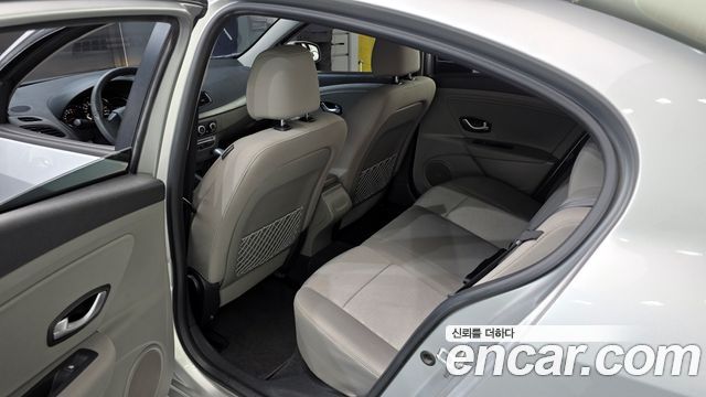 Renault Korea SM3 2011 — photo 11