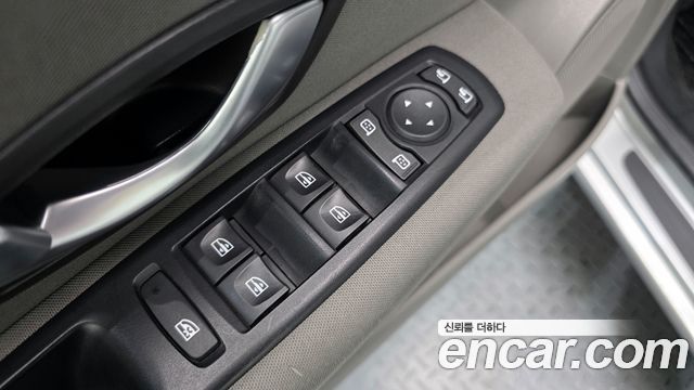 Renault Korea SM3 2011 — photo 14