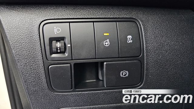 Hyundai Staria 2022 — photo 13