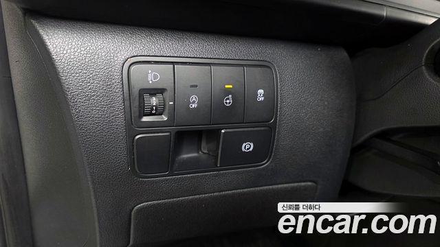 Hyundai Staria 2023 — photo 17