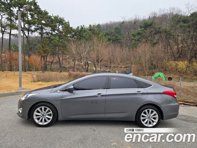 Hyundai i40 2012 — photo 8