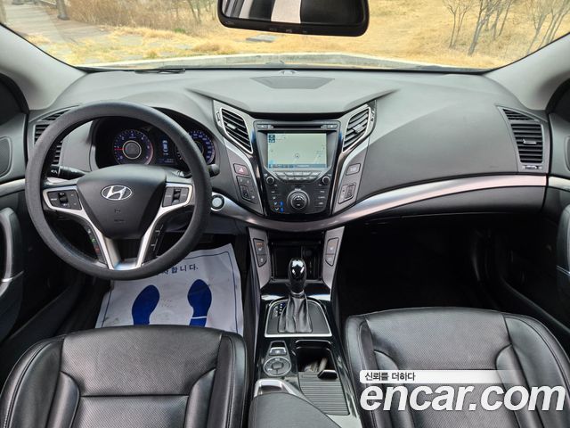 Hyundai i40 2012 — photo 12