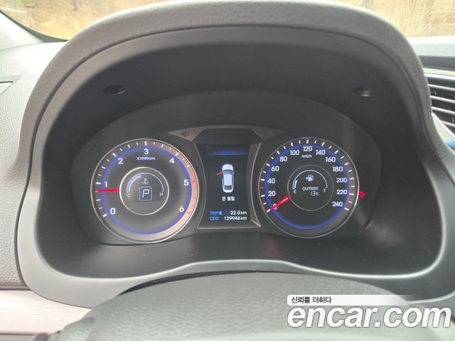Hyundai i40 2012 — photo 14