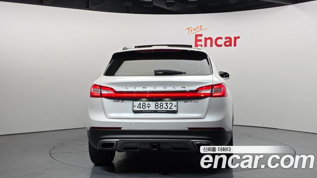 Lincoln MKX 2018 — photo 4