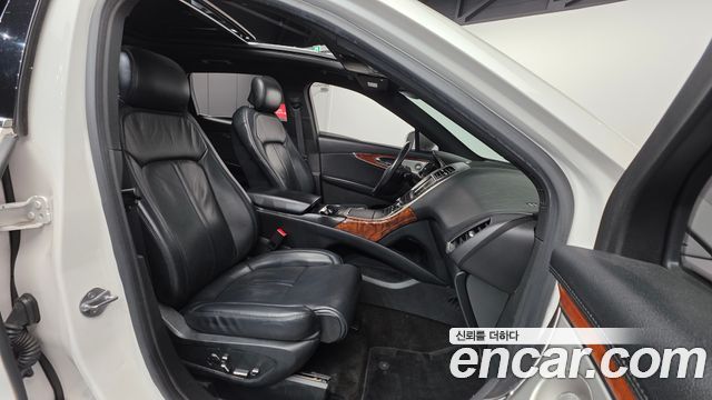 Lincoln MKX 2018 — photo 10
