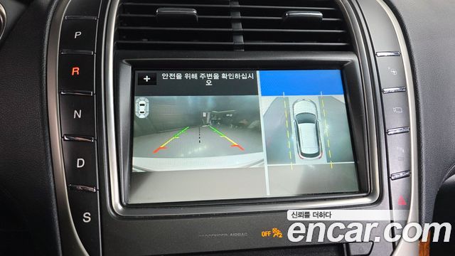 Lincoln MKX 2018 — photo 16