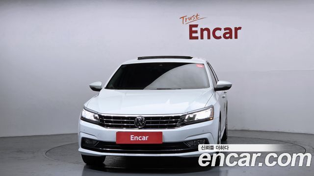 Volkswagen Passat 2018 — photo 3