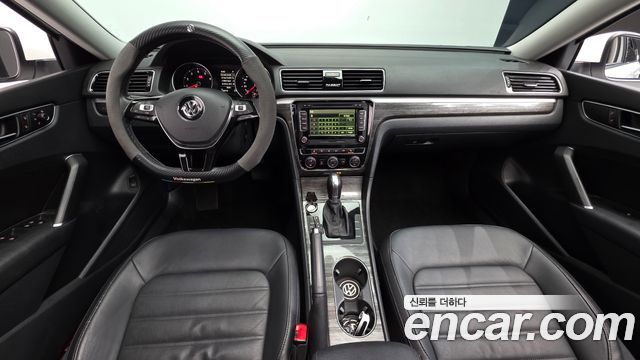 Volkswagen Passat 2018 — photo 7