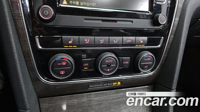Volkswagen Passat 2018 — photo 18
