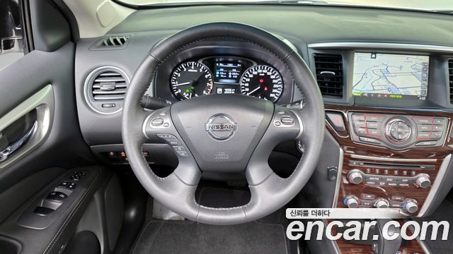 Nissan Pathfinder 2014 — photo 13
