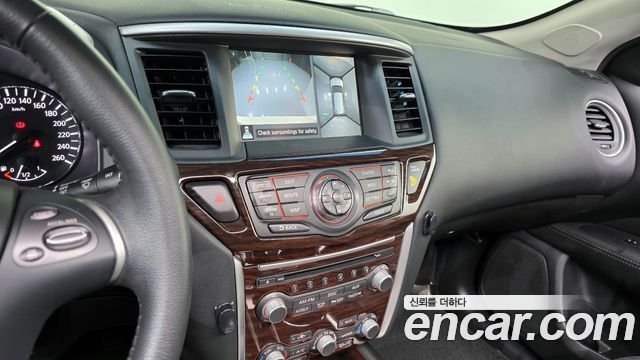 Nissan Pathfinder 2014 — photo 15