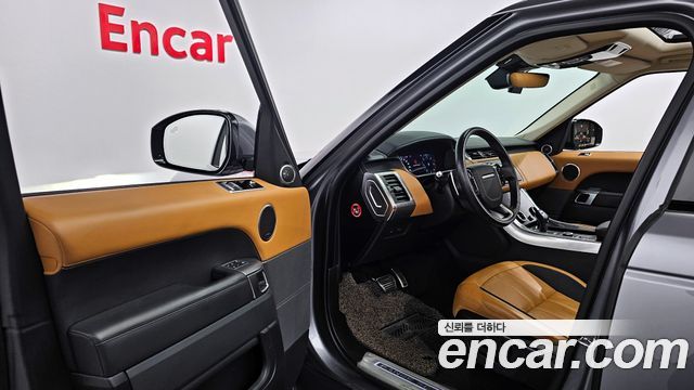 Land Rover Range Rover Sport 2020 — photo 10