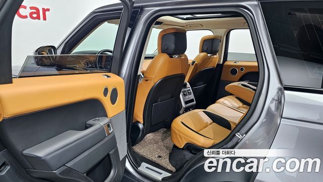 Land Rover Range Rover Sport 2020 — photo 11