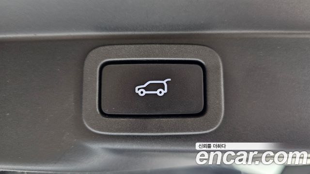 Land Rover Range Rover Sport 2020 — photo 18