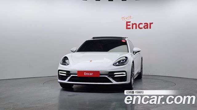 Porsche Panamera 2023 — photo 3