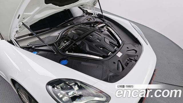 Porsche Panamera 2023 — photo 6