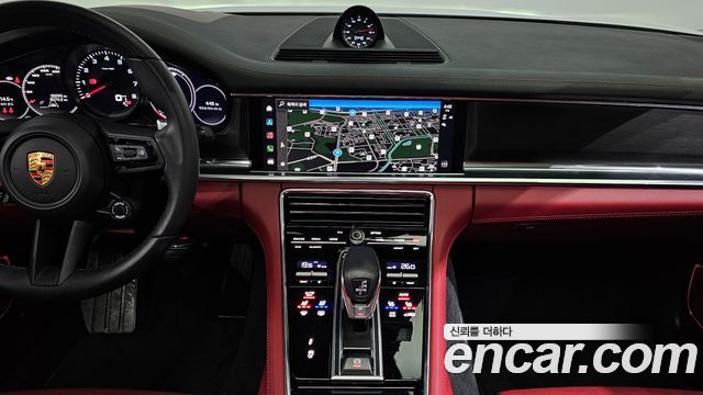 Porsche Panamera 2023 — photo 19
