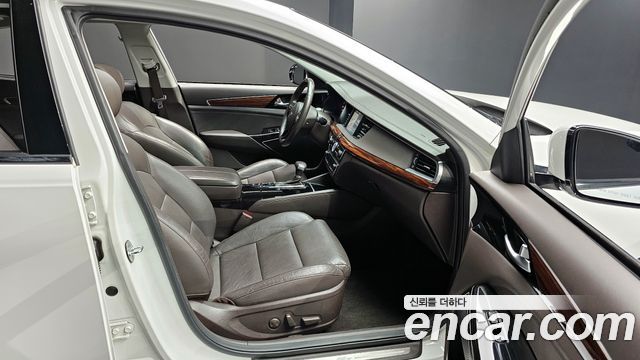 Kia K7 2016 — photo 11