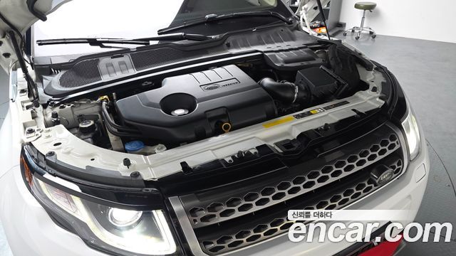 Land Rover Range Rover Evoque 2019 — photo 6