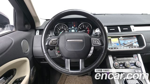 Land Rover Range Rover Evoque 2019 — photo 13