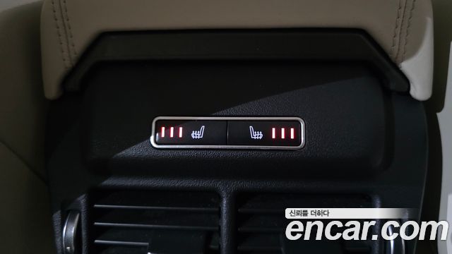 Land Rover Range Rover Evoque 2019 — photo 19