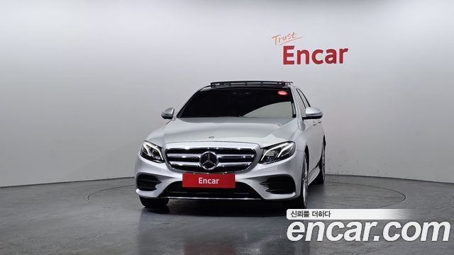 Mercedes-Benz E-Class 2020 — photo 3