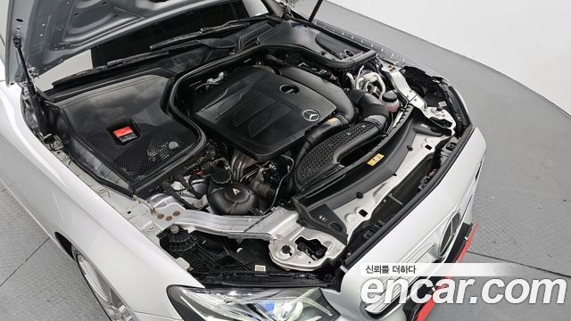 Mercedes-Benz E-Class 2020 — photo 6