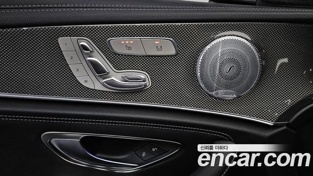 Mercedes-Benz E-Class 2020 — photo 14