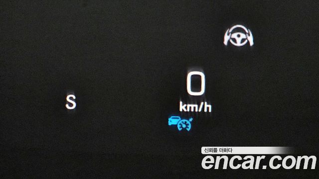 Mercedes-Benz E-Class 2020 — photo 18