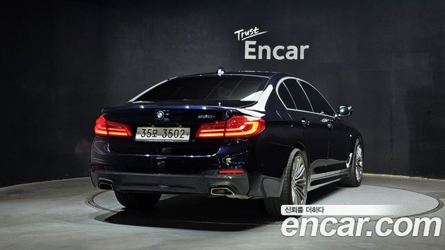 BMW 5-Series 2018 — photo 2