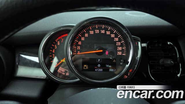 Mini Cooper 2022 — photo 8