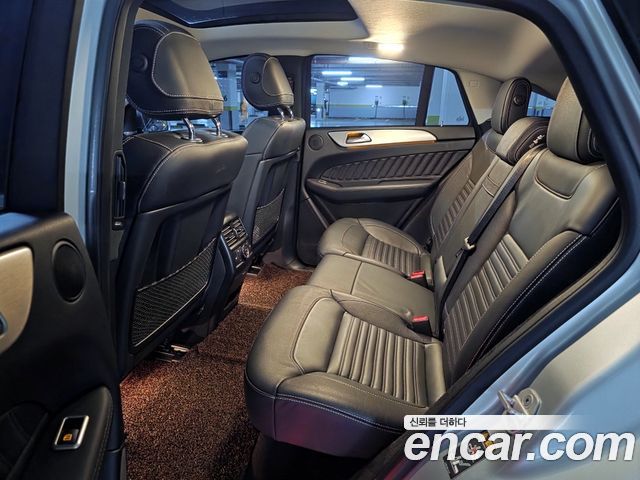 Mercedes-Benz GLE-Class 2018 — photo 8