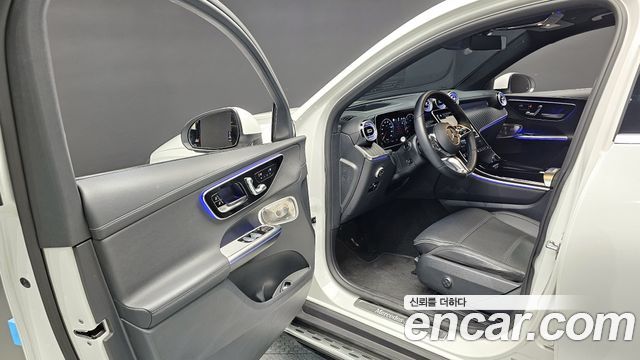 Mercedes-Benz GLC-Class 2025 — photo 10