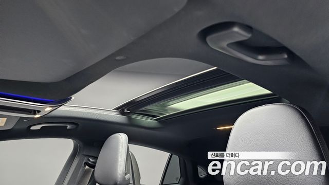 Mercedes-Benz GLC-Class 2025 — photo 14