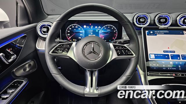 Mercedes-Benz GLC-Class 2025 — photo 16