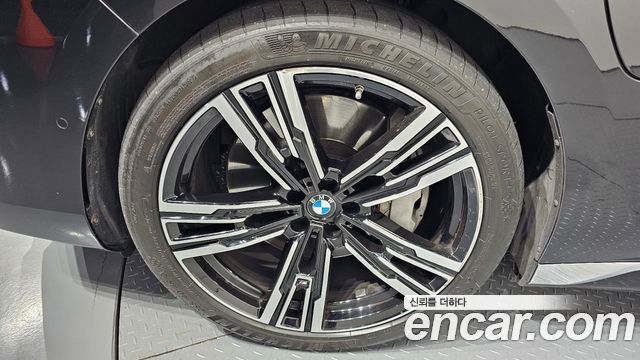 BMW 7-Series 2023 — photo 5
