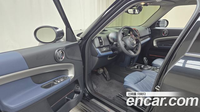 Mini Countryman 2023 — photo 10