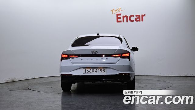 Hyundai AVANTE 2022 — photo 4