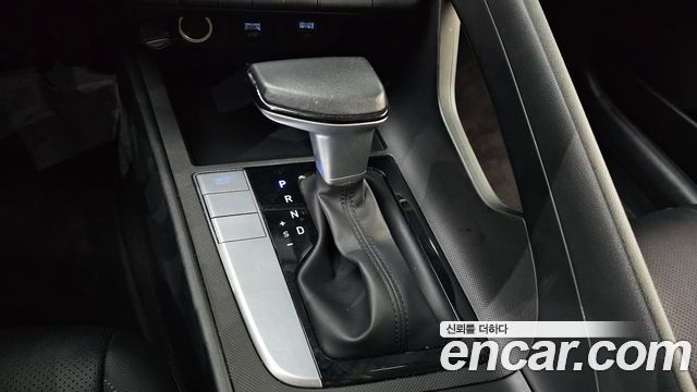 Hyundai AVANTE 2022 — photo 9