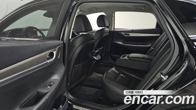 Hyundai Grandeur 2023 — photo 13