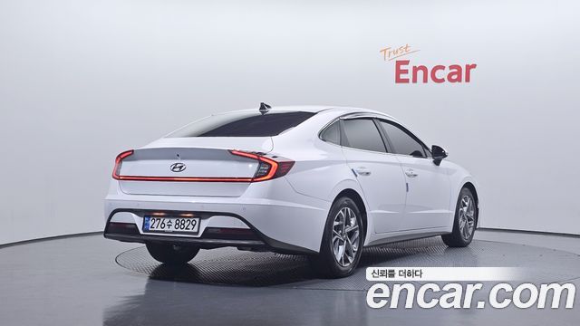 Hyundai Sonata 2022 — photo 2