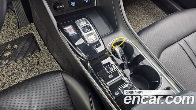 Hyundai Sonata 2022 — photo 9
