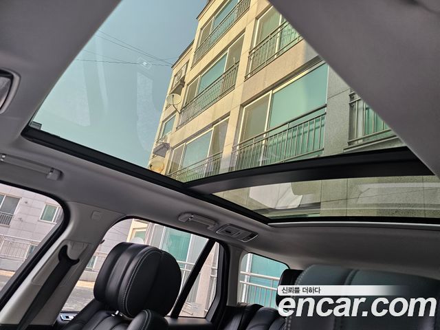 Land Rover Range Rover 2015 — photo 11