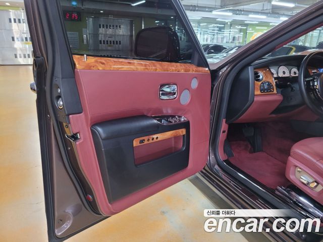 Rolls-Royce Ghost 2010 — photo 4