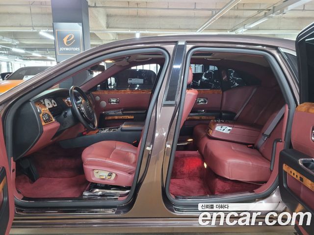 Rolls-Royce Ghost 2010 — photo 5