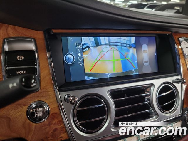 Rolls-Royce Ghost 2010 — photo 11