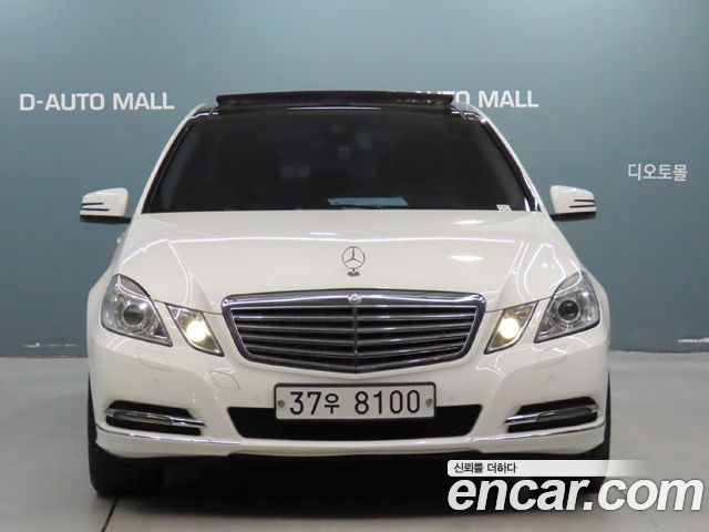 Mercedes-Benz E-Class 2013 — photo 3