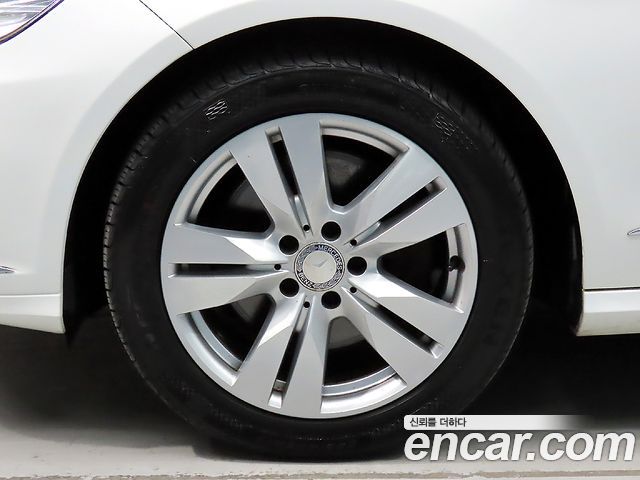 Mercedes-Benz E-Class 2013 — photo 5
