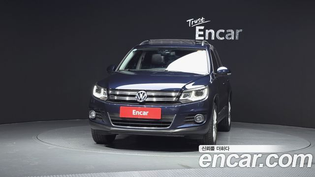 Volkswagen Tiguan 2012 — photo 3