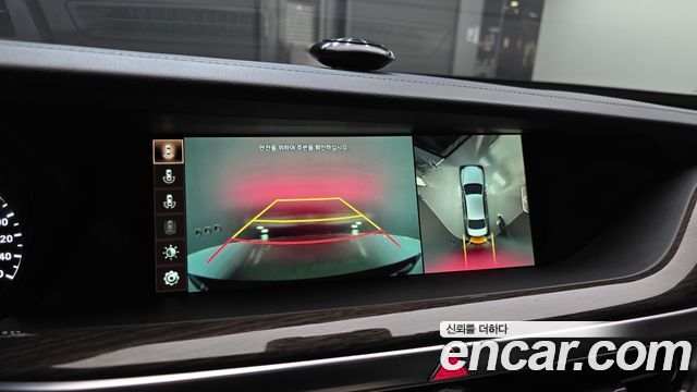 Genesis G90 2019 — photo 17